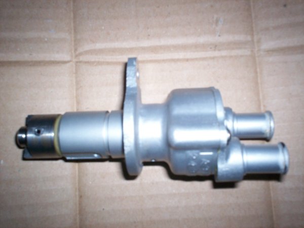 Photo of the Esprit SE, S4, S4S, GT3 chargecooler pump (exchange) lotus spare part